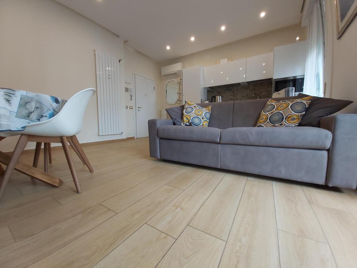 Le Rive Apartment Десенцано дел Гарда Екстериор снимка