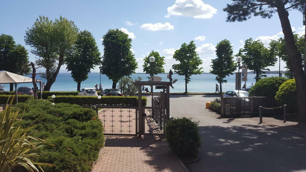 Le Rive Apartment Десенцано дел Гарда Екстериор снимка
