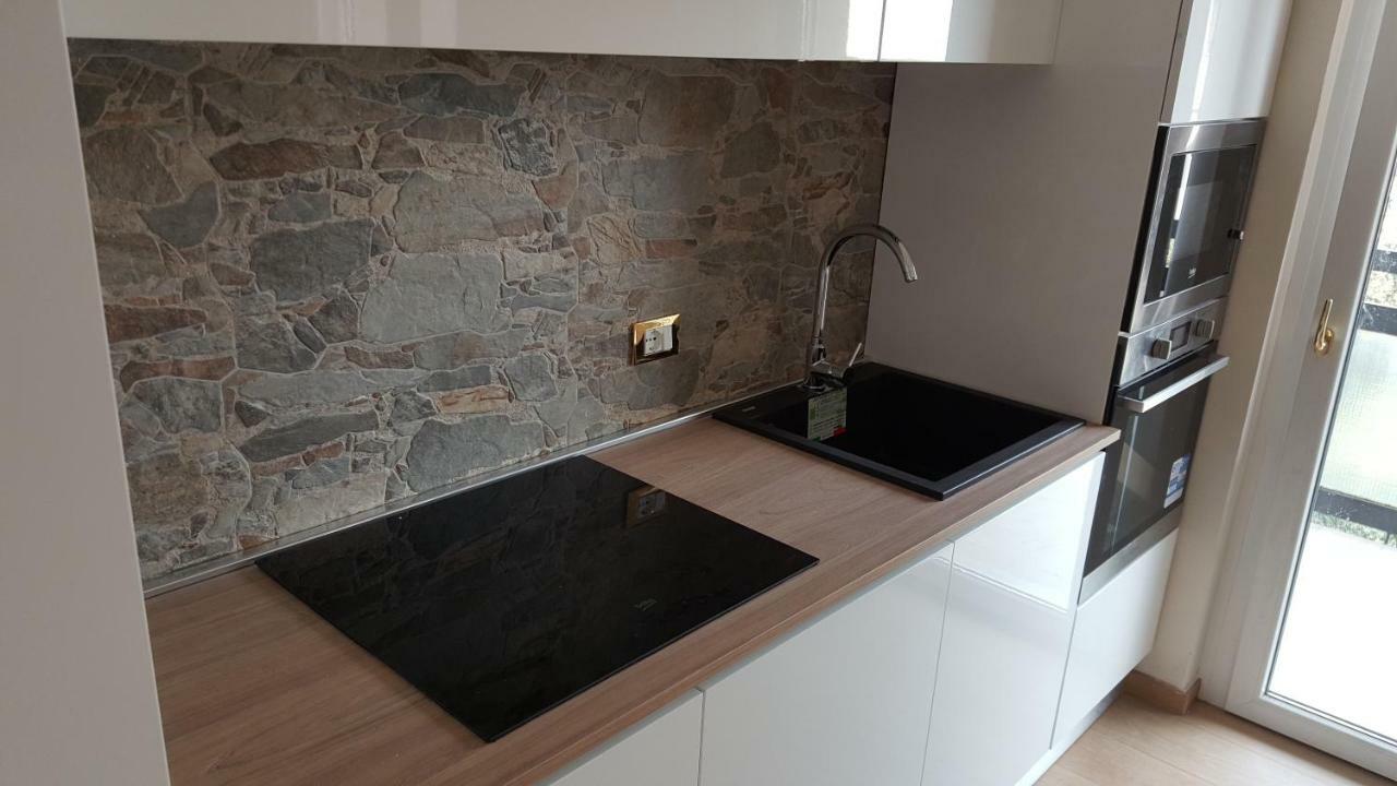 Le Rive Apartment Десенцано дел Гарда Екстериор снимка