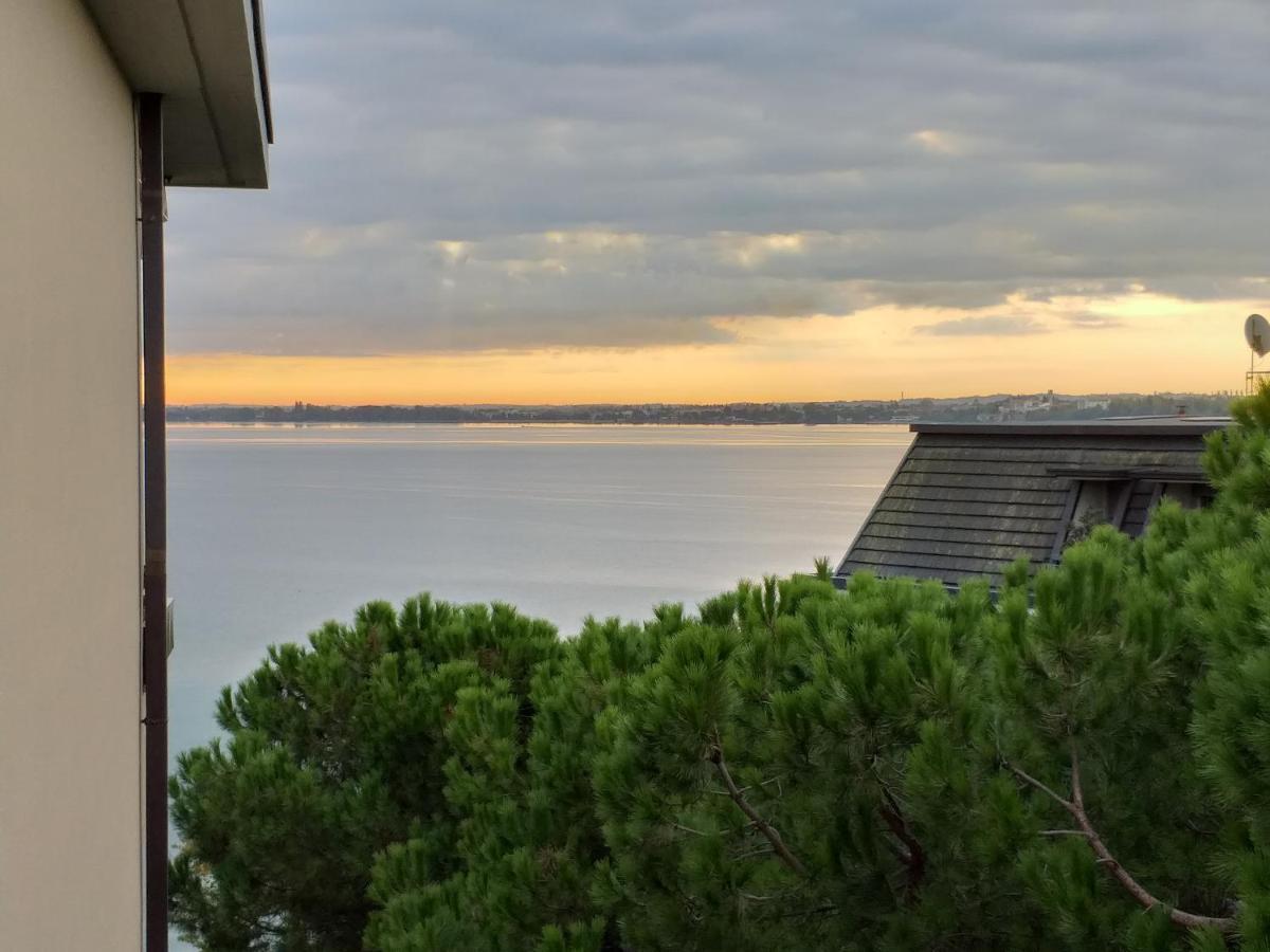 Le Rive Apartment Десенцано дел Гарда Екстериор снимка